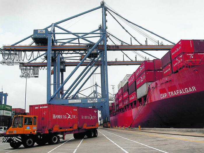 Exportadores dicen que nuevo régimen aduanero de la Dian es más de lo mismo